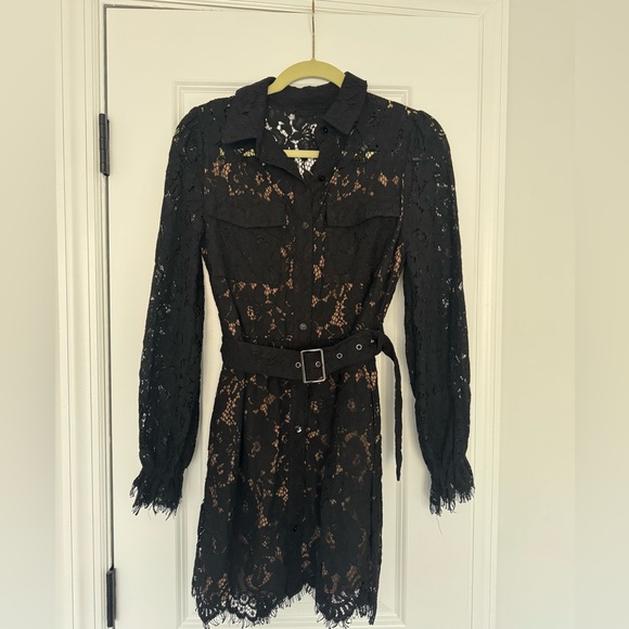 Joyful bond belted lace mini dress - VICI size small - Picture 6 of 9